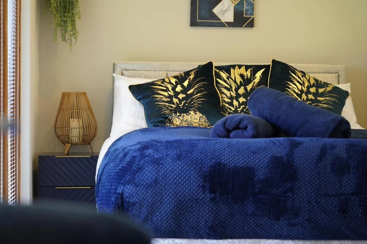 Cosy 1 Bed Garden Lodge Close To Nottingham City Centre - Free Parking & Wifi